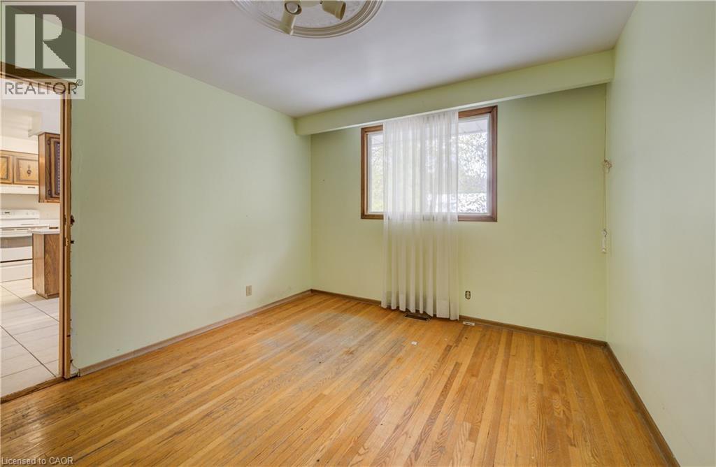 47 Academy Crescent, Waterloo, Ontario  N2L 5H8 - Photo 10 - 40787823