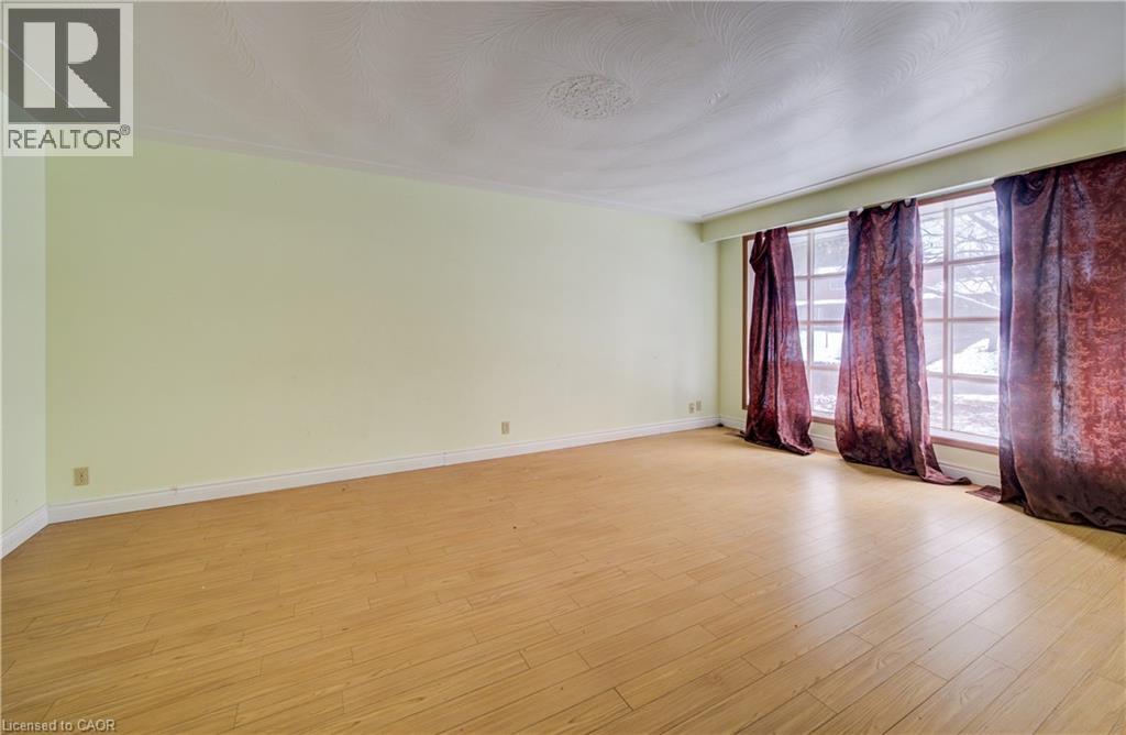 47 Academy Crescent, Waterloo, Ontario  N2L 5H8 - Photo 7 - 40787823