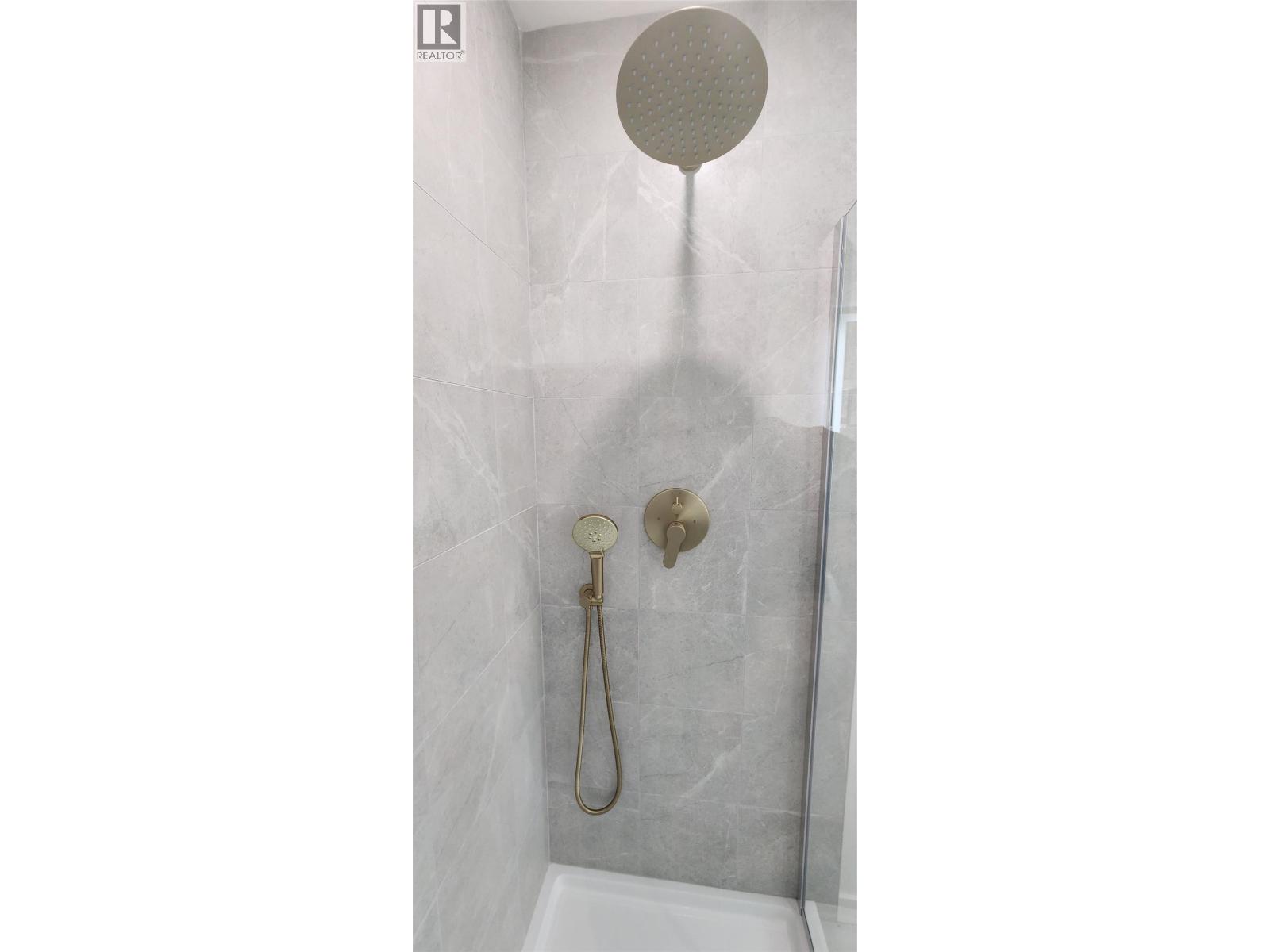 6295 College Road, Grand Forks, British Columbia V0H 1H2 - Photo 15 - 10369133