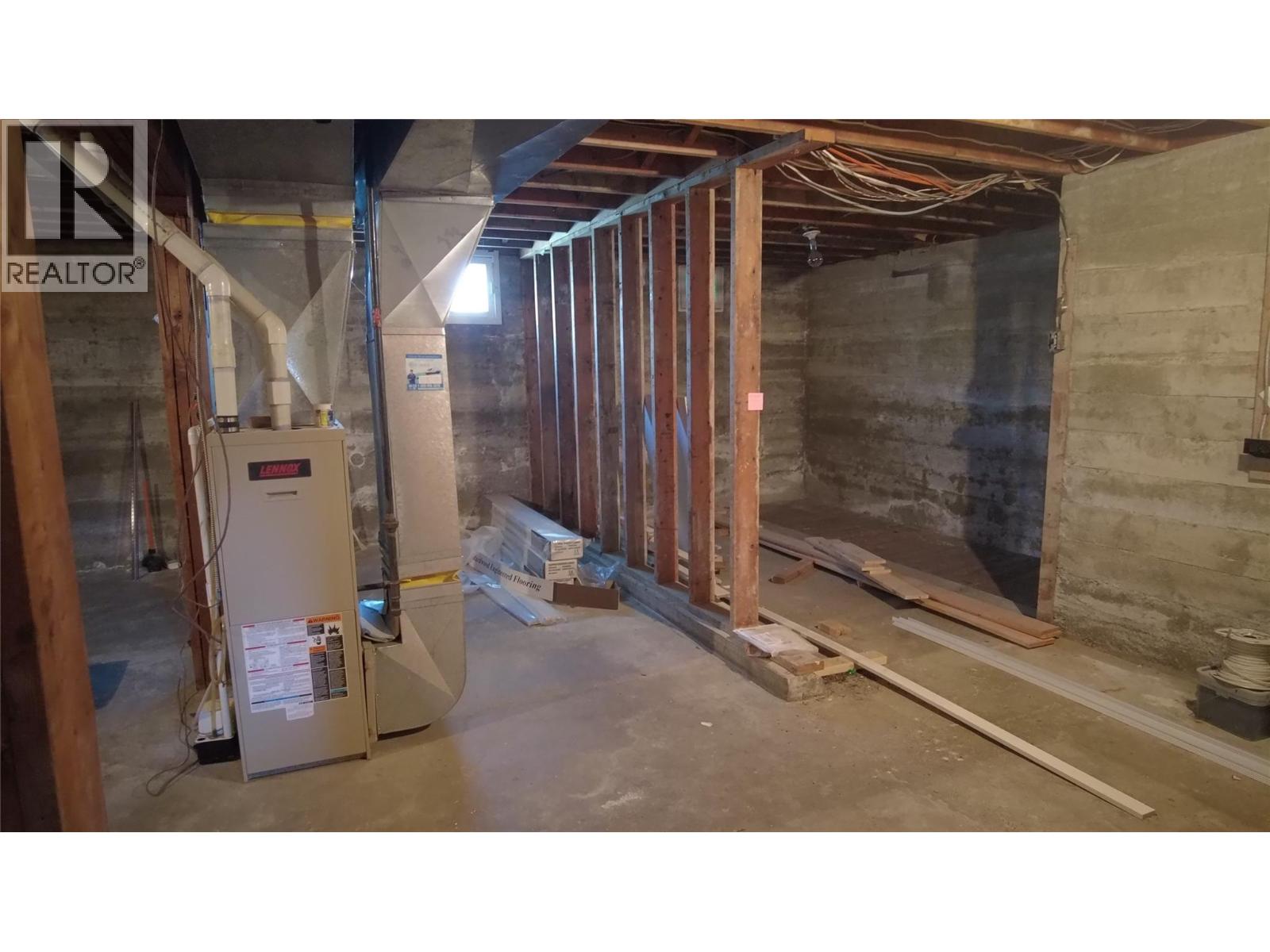 6295 College Road, Grand Forks, British Columbia V0H 1H2 - Photo 29 - 10369133