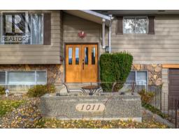1011 33 Avenue, vernon, British Columbia