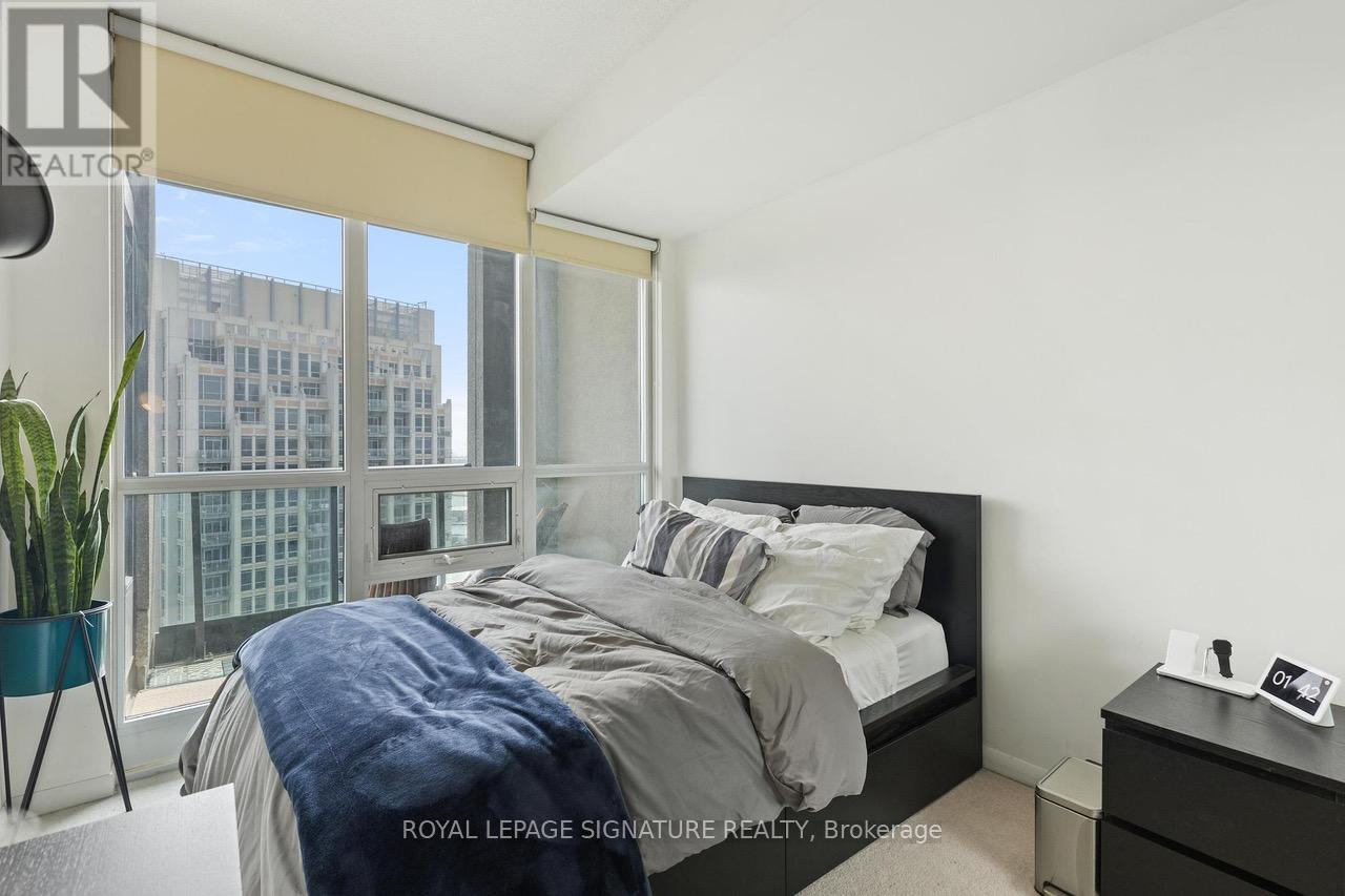 3412 - 215 Fort York Boulevard, Toronto, Ontario  M5V 4A2 - Photo 15 - C12538178