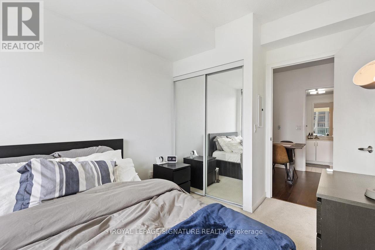 3412 - 215 Fort York Boulevard, Toronto, Ontario  M5V 4A2 - Photo 17 - C12538178