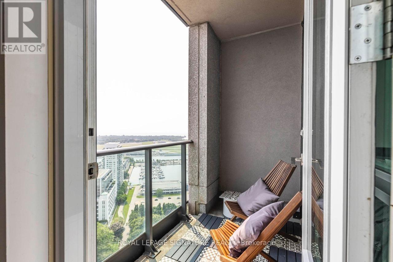 3412 - 215 Fort York Boulevard, Toronto, Ontario  M5V 4A2 - Photo 18 - C12538178