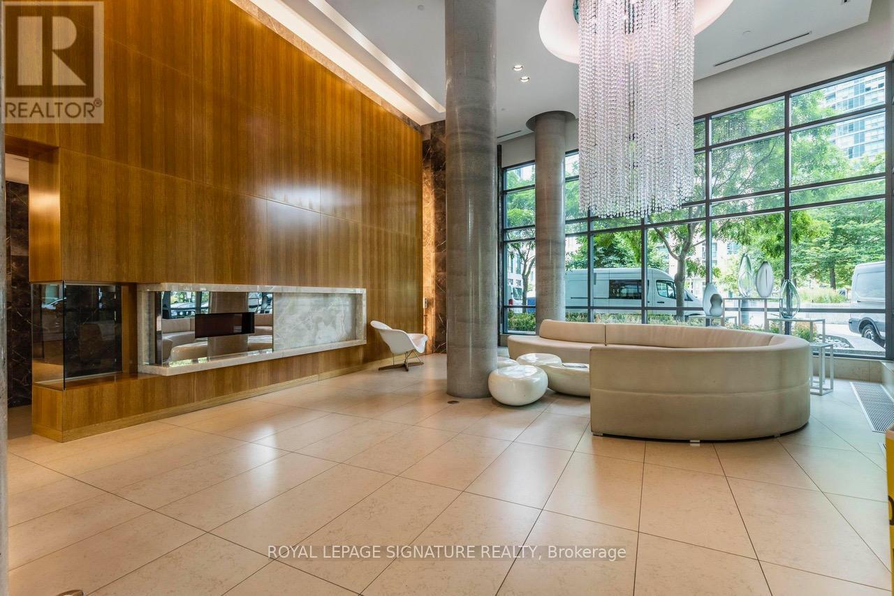 3412 - 215 Fort York Boulevard, Toronto, Ontario  M5V 4A2 - Photo 4 - C12538178