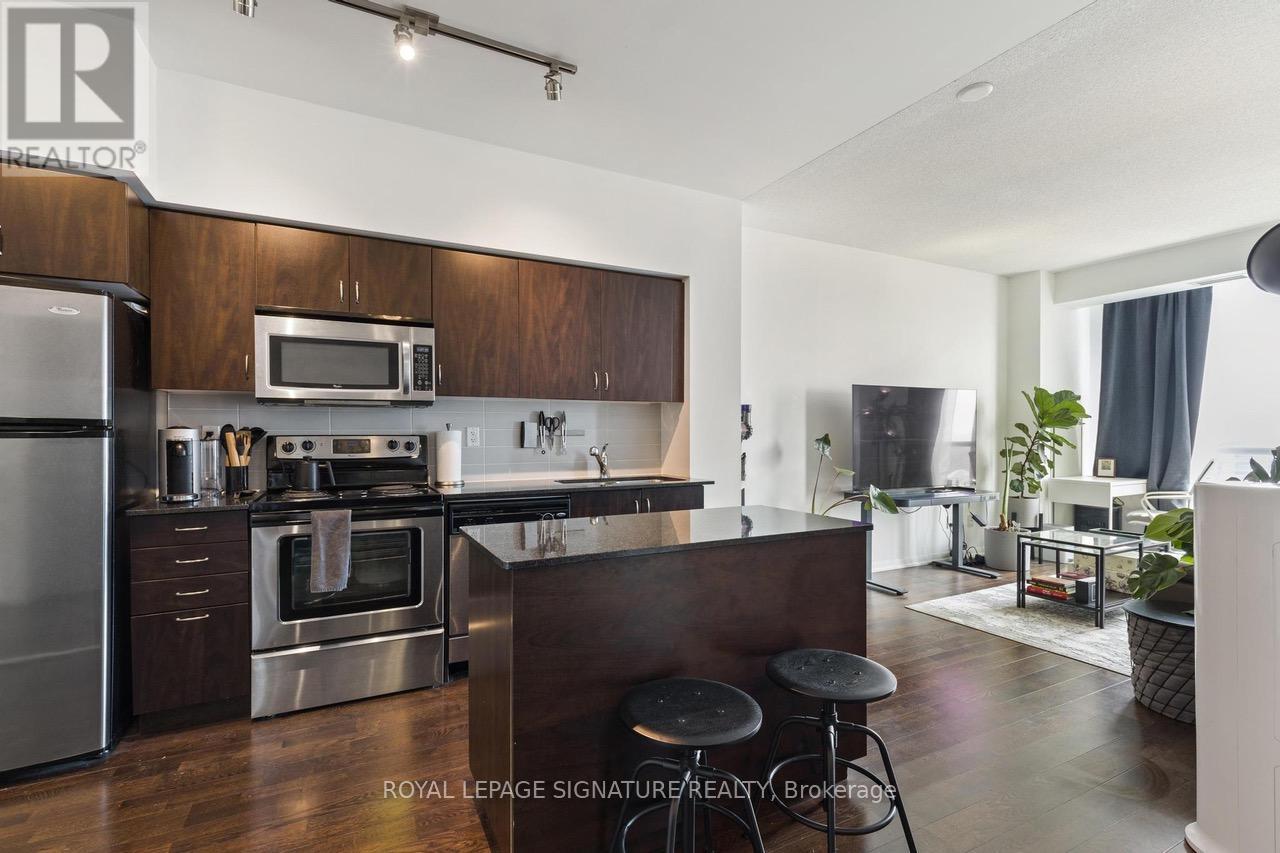 3412 - 215 Fort York Boulevard, Toronto, Ontario  M5V 4A2 - Photo 9 - C12538178