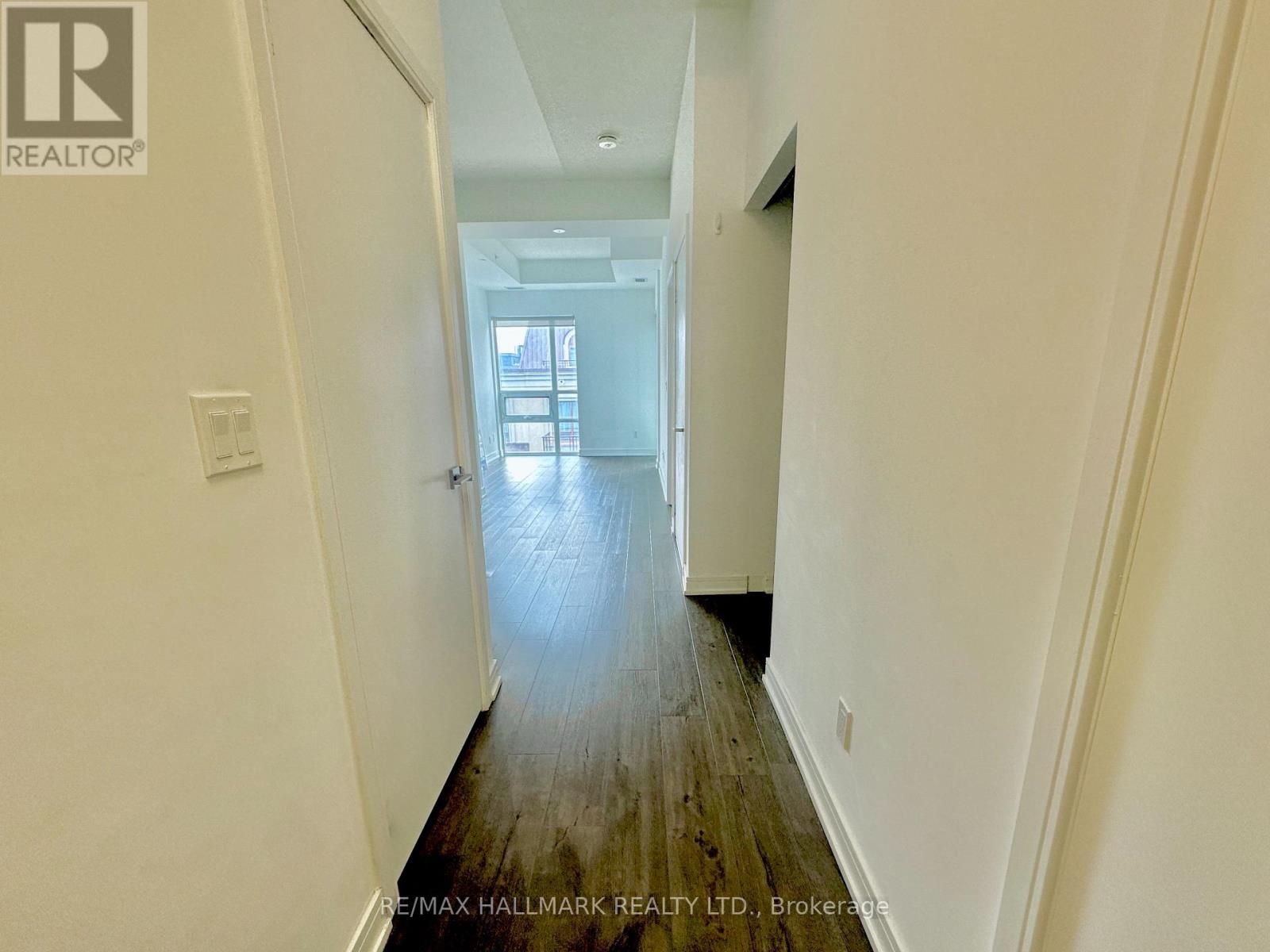 715 - 621 Sheppard Avenue N, Toronto, Ontario  M2K 1B5 - Photo 2 - C12538186