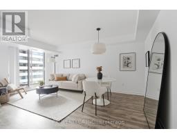 709 - 801 BAY STREET, Toronto, Ontario