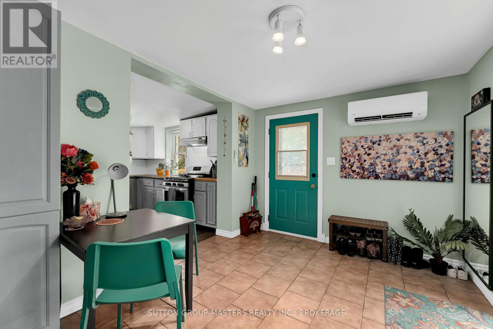 60 Centre Street, Gananoque, Ontario K7G 2H7 - Photo 13 - X12538454