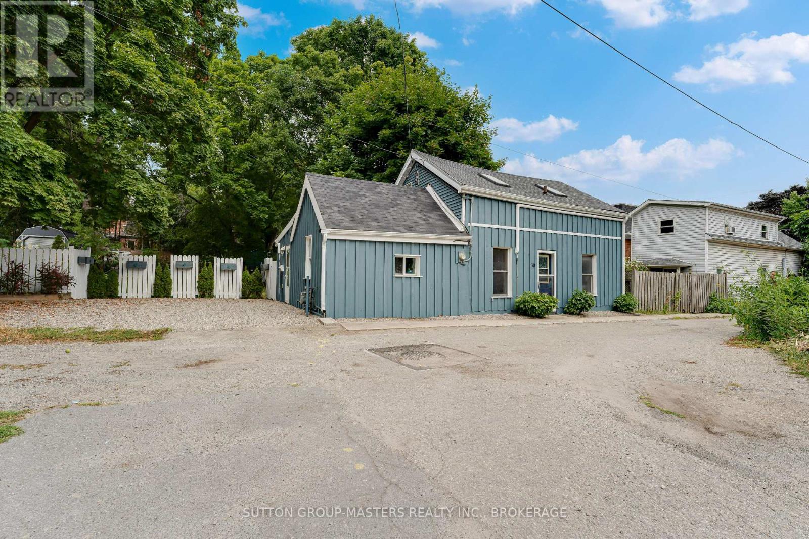 60 Centre Street, Gananoque, Ontario K7G 2H7 - Photo 3 - X12538454