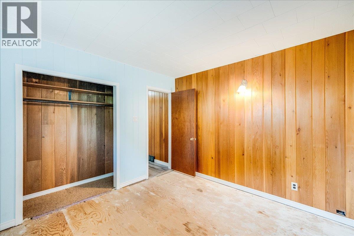 940 Columbia Road, Castlegar, British Columbia  V1N 4K5 - Photo 35 - 10369092