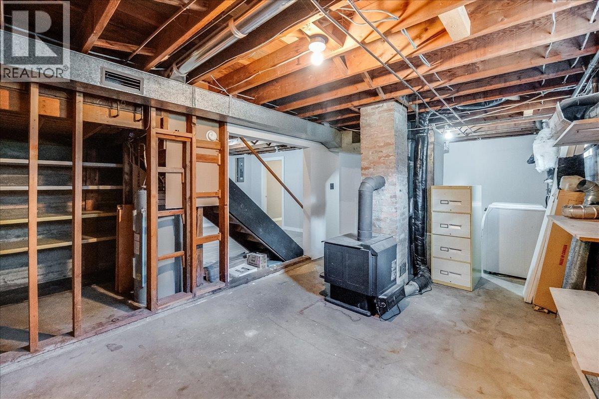 940 Columbia Road, Castlegar, British Columbia  V1N 4K5 - Photo 44 - 10369092