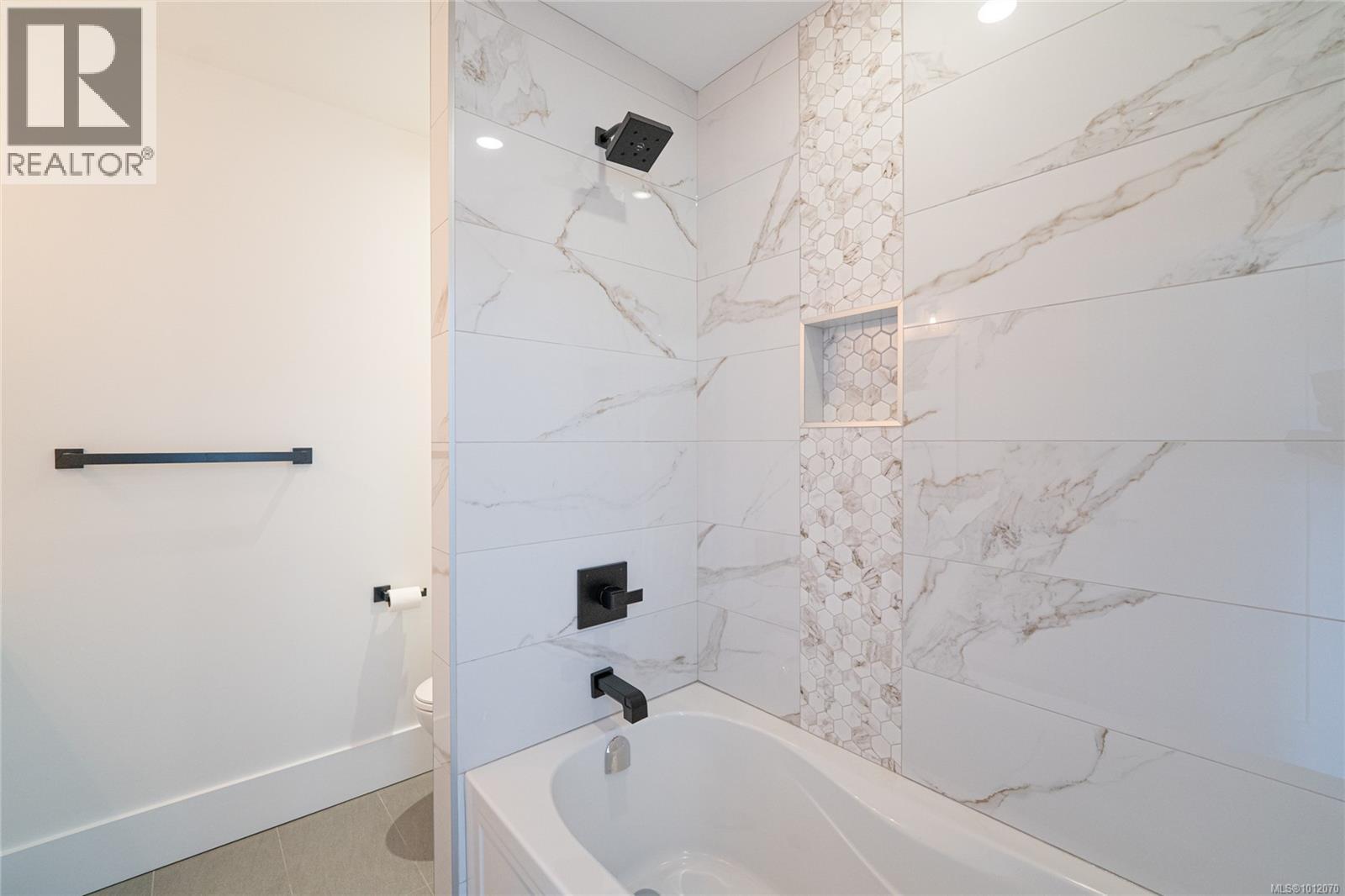 3880 Wilkinson Rd, Saanich, British Columbia  V8Z 5A2 - Photo 55 - 1012070