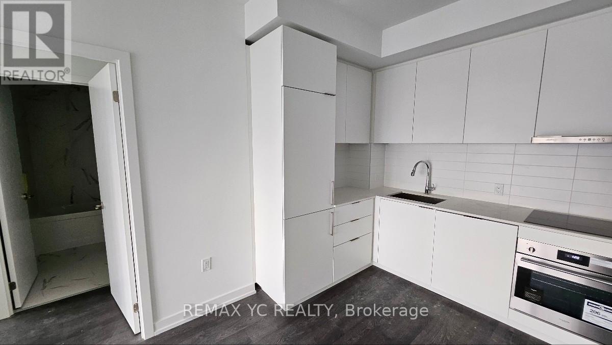 3105 - 8 Olympic Gdn Drive, Toronto, Ontario  M2M 0B9 - Photo 2 - C12436910