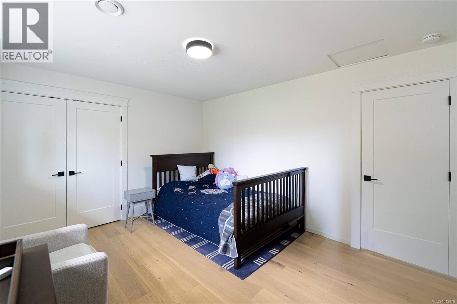 3880 Wilkinson Rd, Saanich, British Columbia  V8Z 5A2 - Photo 51 - 1012070