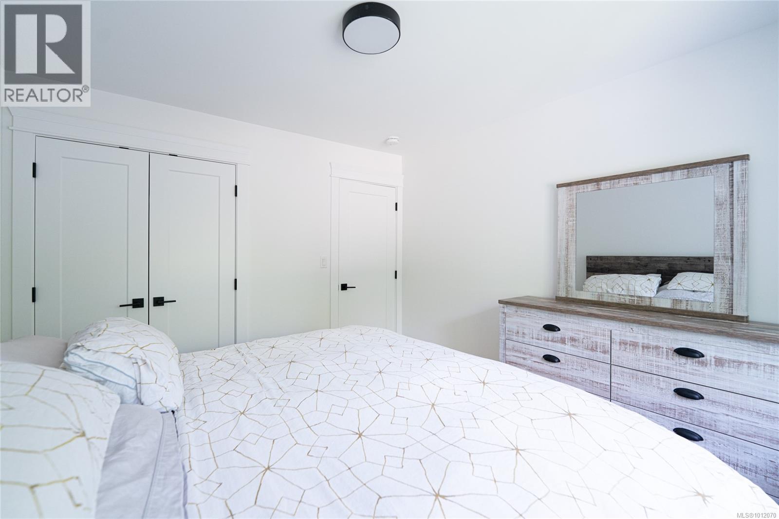 3880 Wilkinson Rd, Saanich, British Columbia  V8Z 5A2 - Photo 58 - 1012070