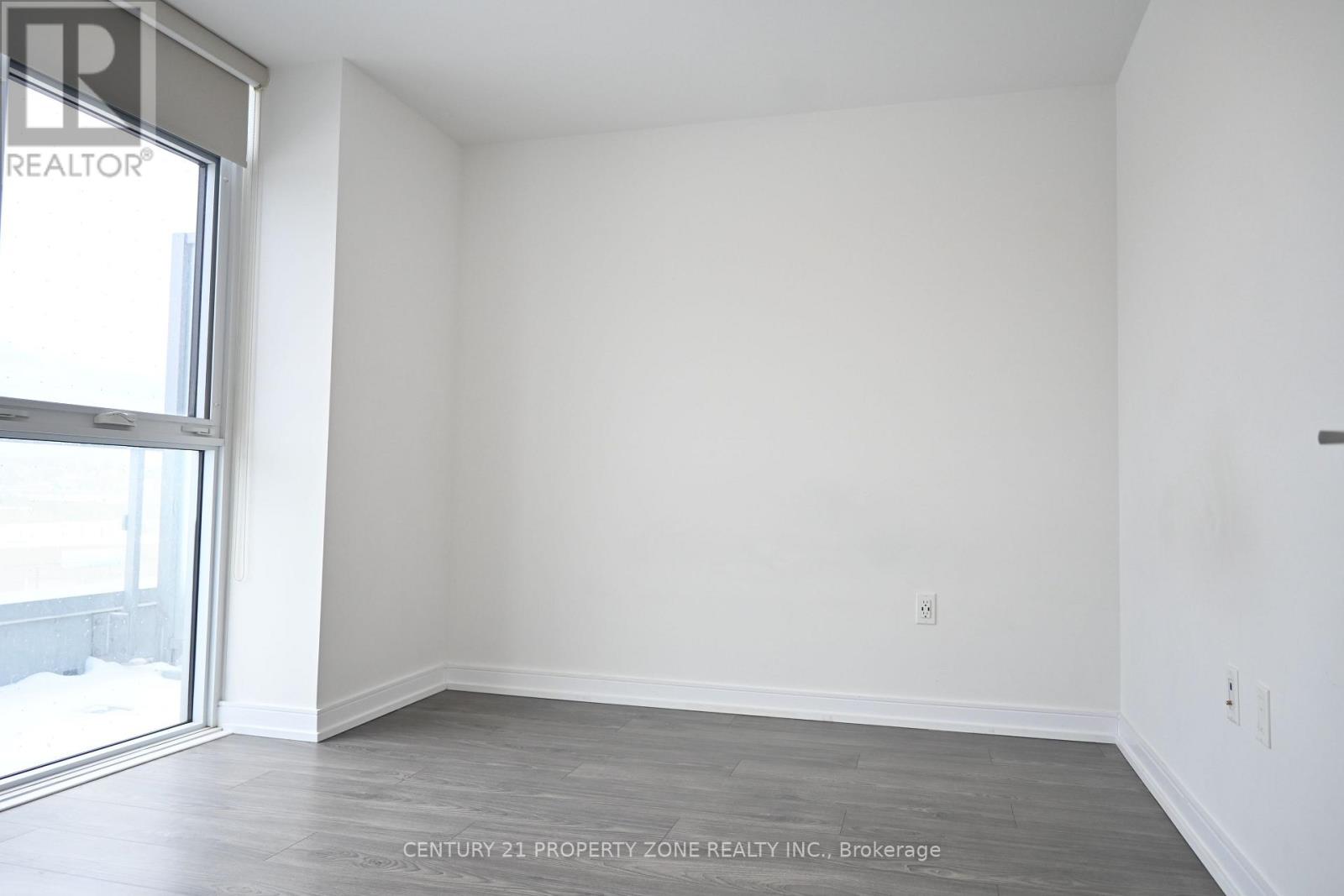 210 - 225 Village Green Square, Toronto, Ontario  M1S 0N4 - Photo 13 - E12538214