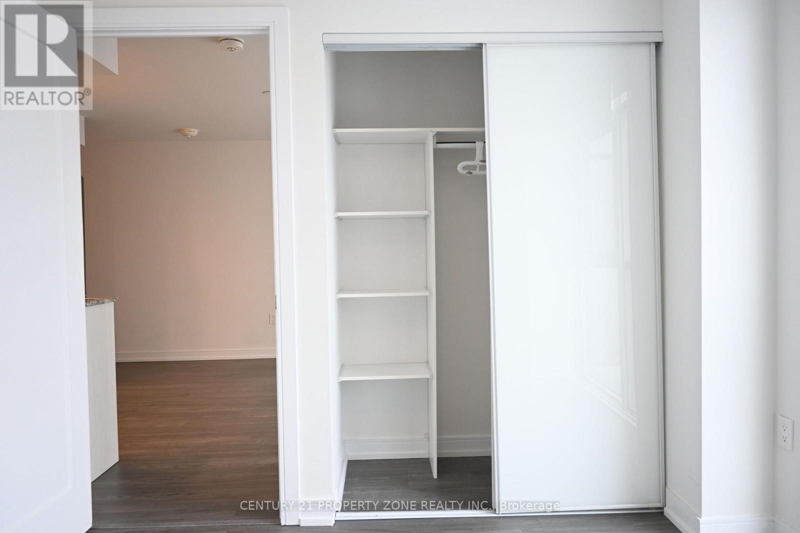 210 - 225 Village Green Square, Toronto, Ontario  M1S 0N4 - Photo 14 - E12538214