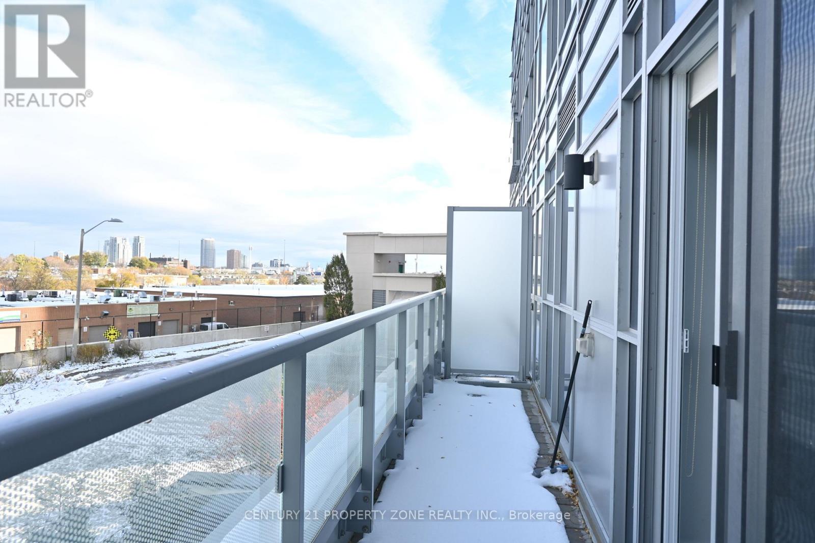 210 - 225 Village Green Square, Toronto, Ontario  M1S 0N4 - Photo 16 - E12538214