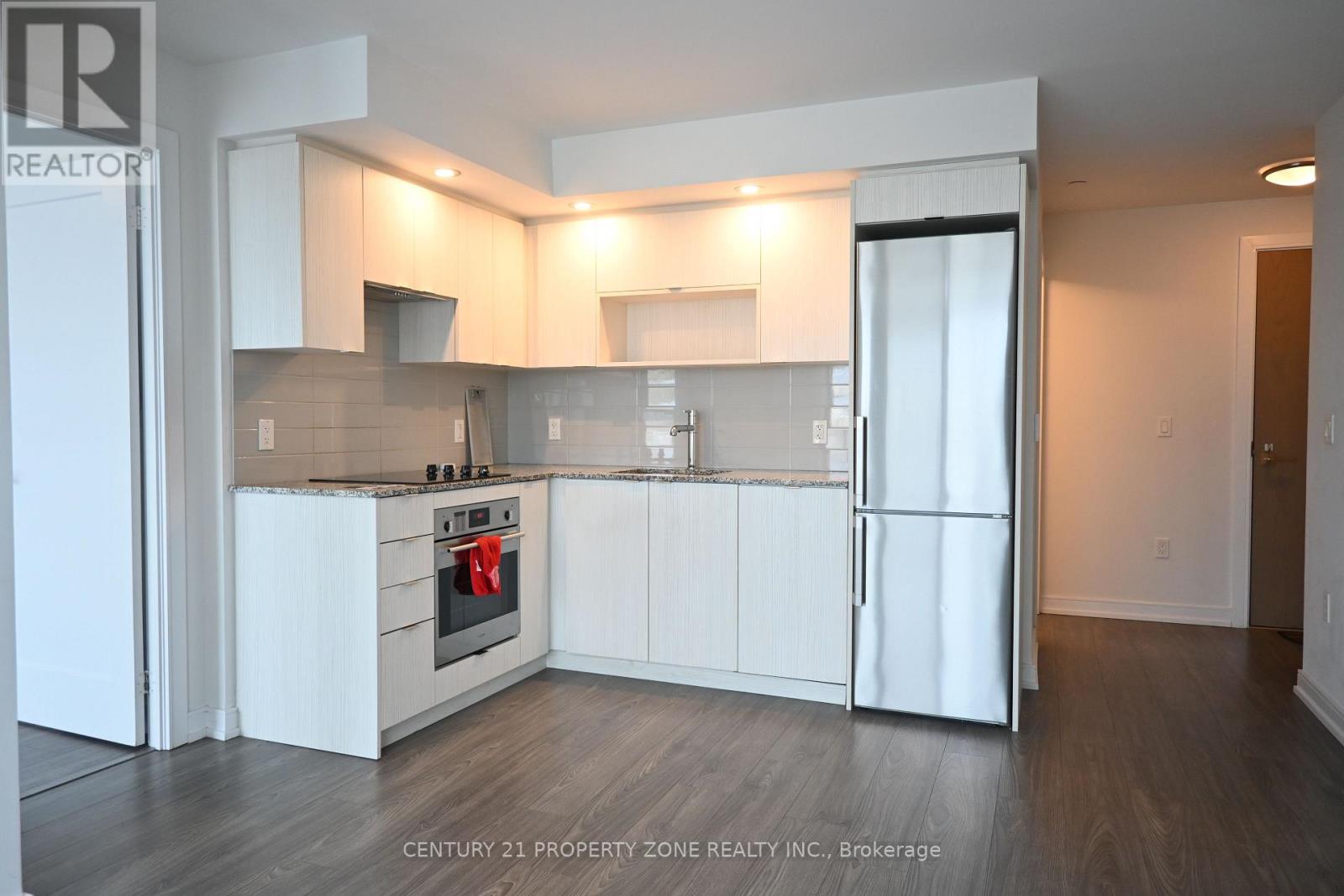 210 - 225 Village Green Square, Toronto, Ontario  M1S 0N4 - Photo 4 - E12538214