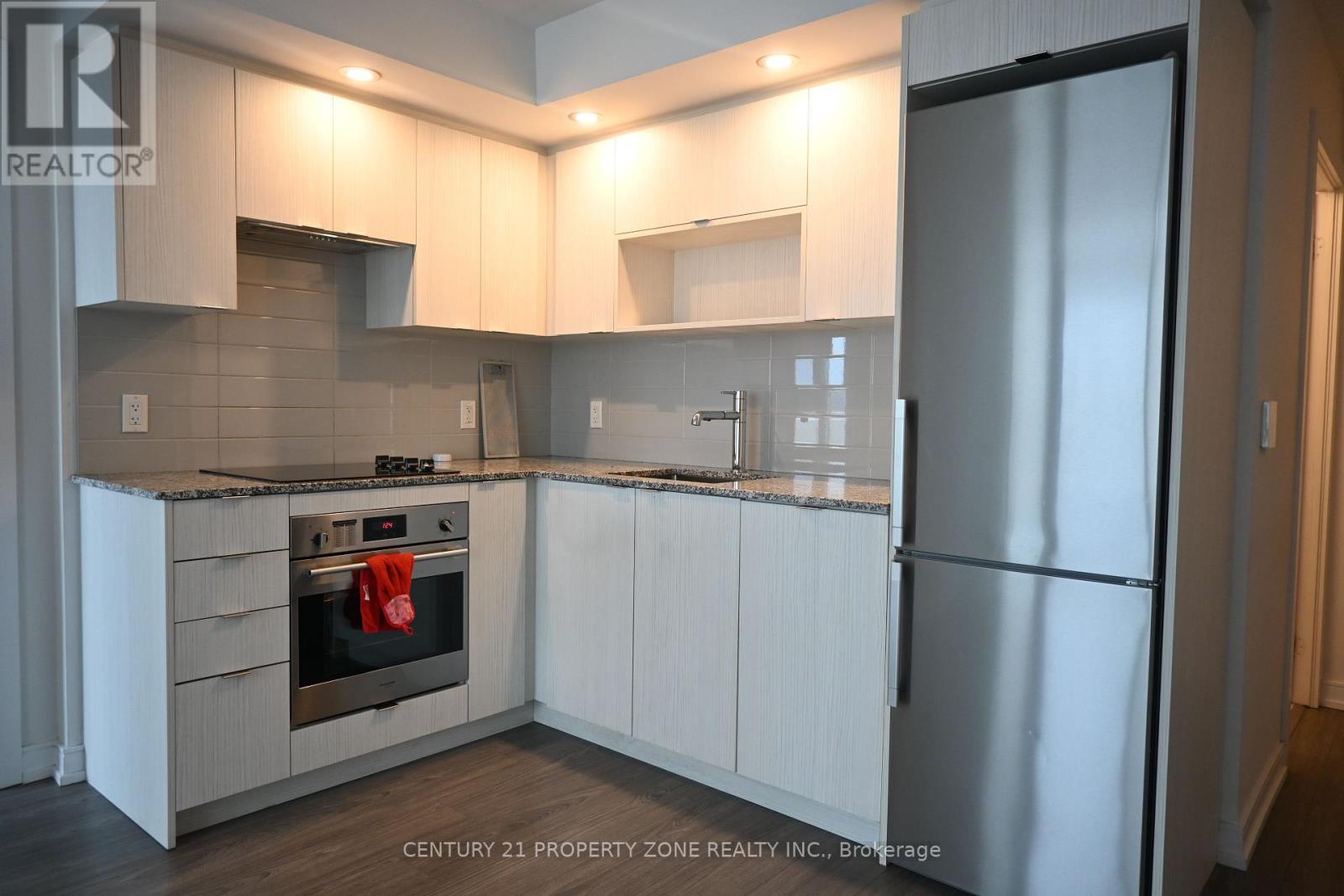 210 - 225 Village Green Square, Toronto, Ontario  M1S 0N4 - Photo 5 - E12538214