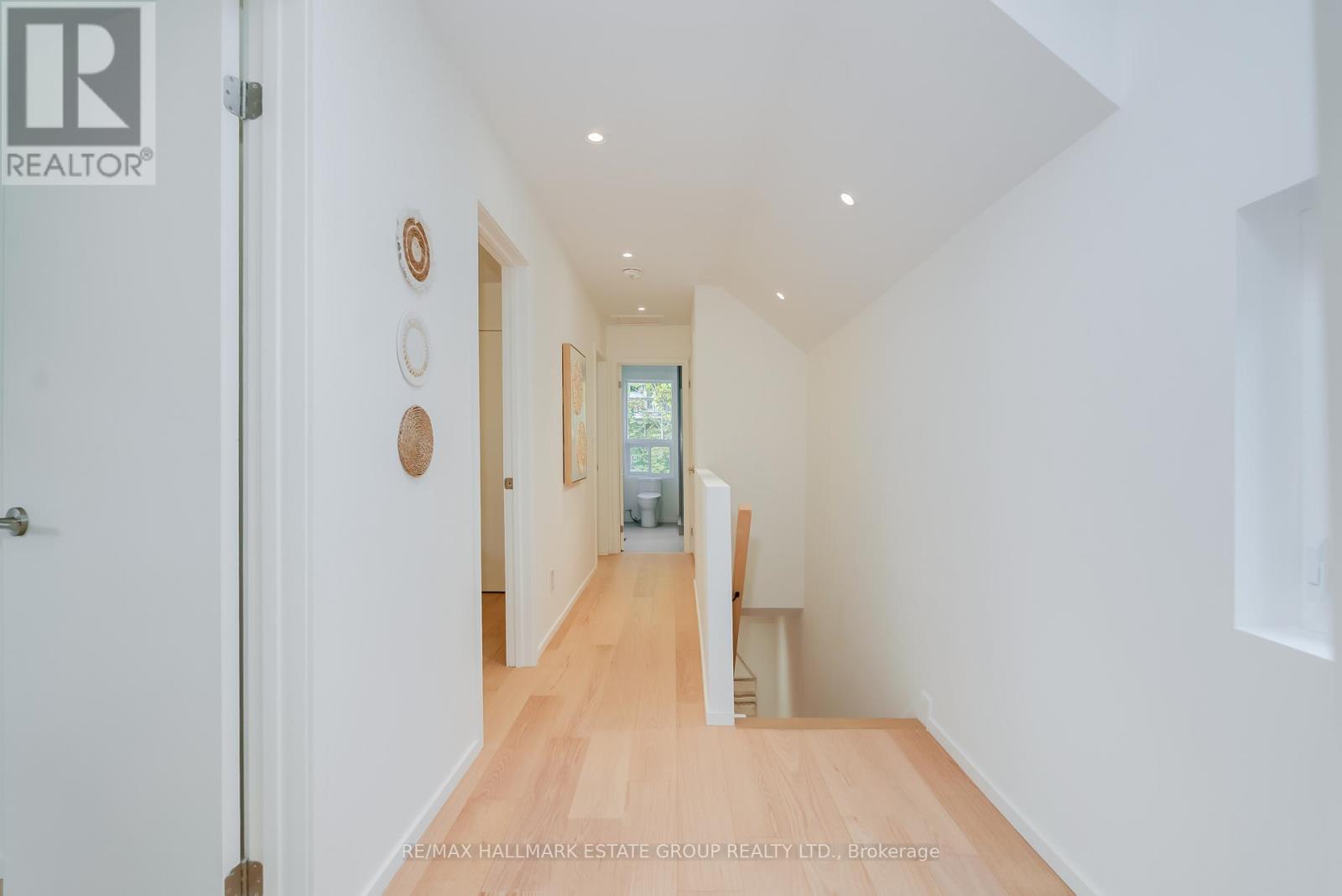 7 Ivy Avenue, Toronto, Ontario  M4L 2H6 - Photo 22 - E12538238