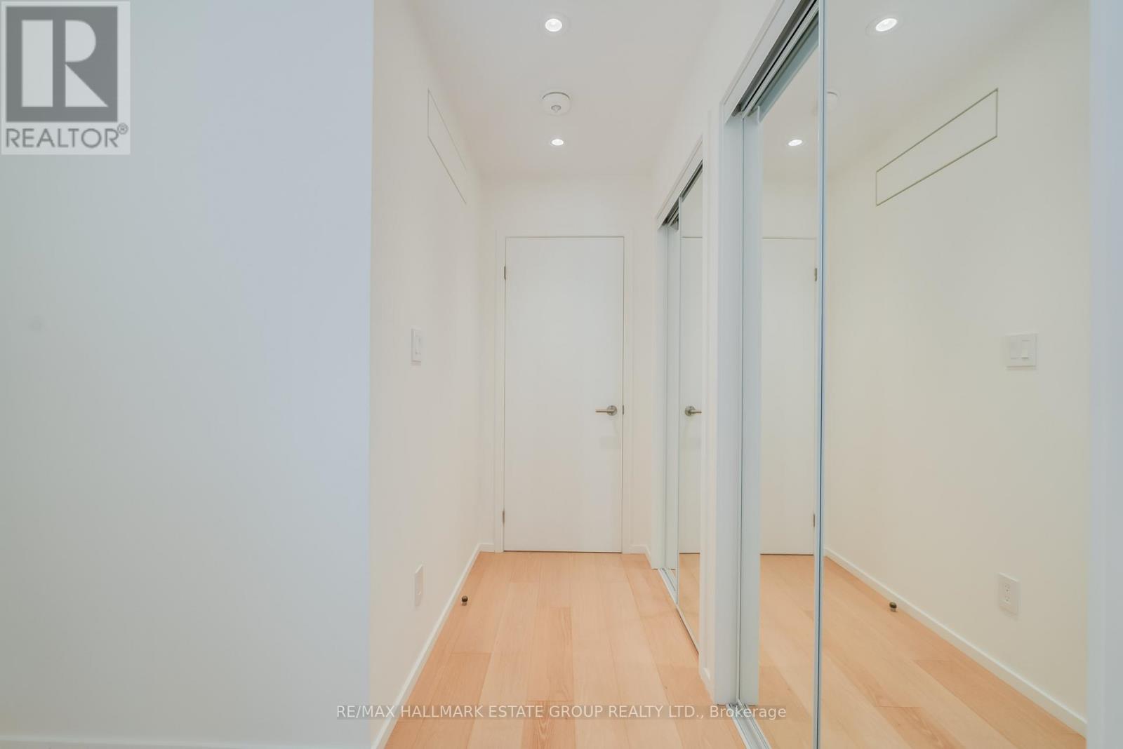 7 Ivy Avenue, Toronto, Ontario  M4L 2H6 - Photo 26 - E12538238