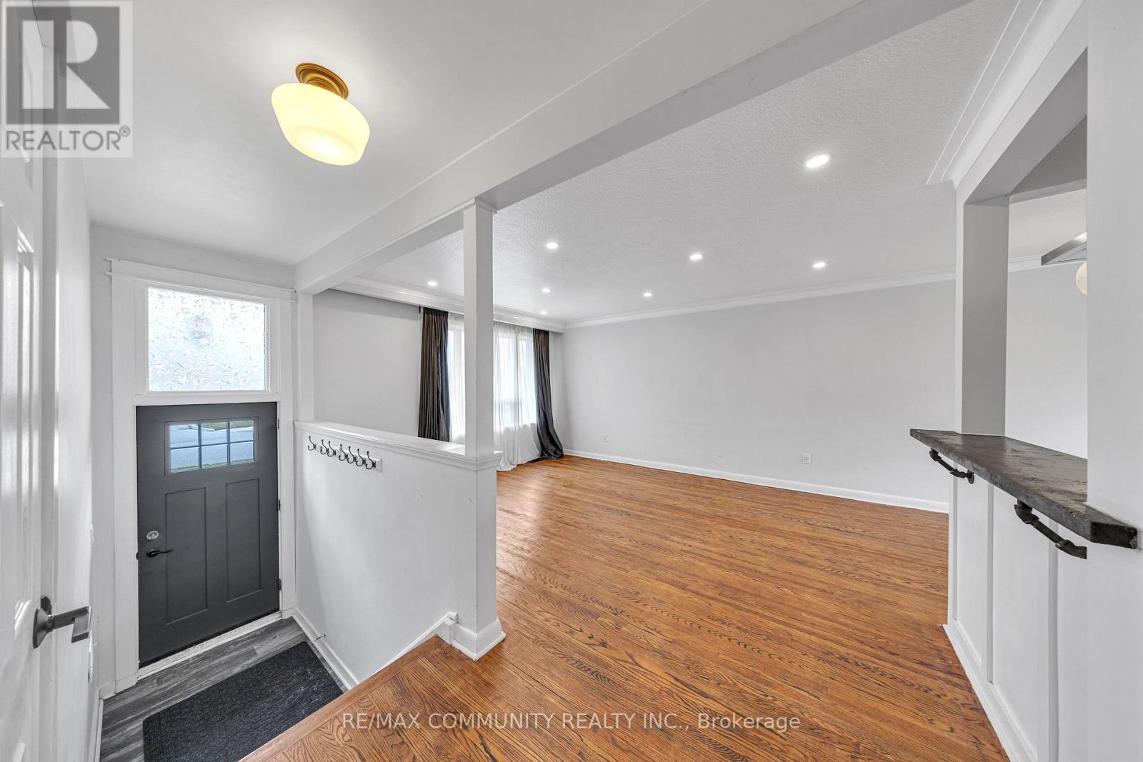 29 Greenock Avenue, Toronto, Ontario  M1G 2Z7 - Photo 2 - E12538250