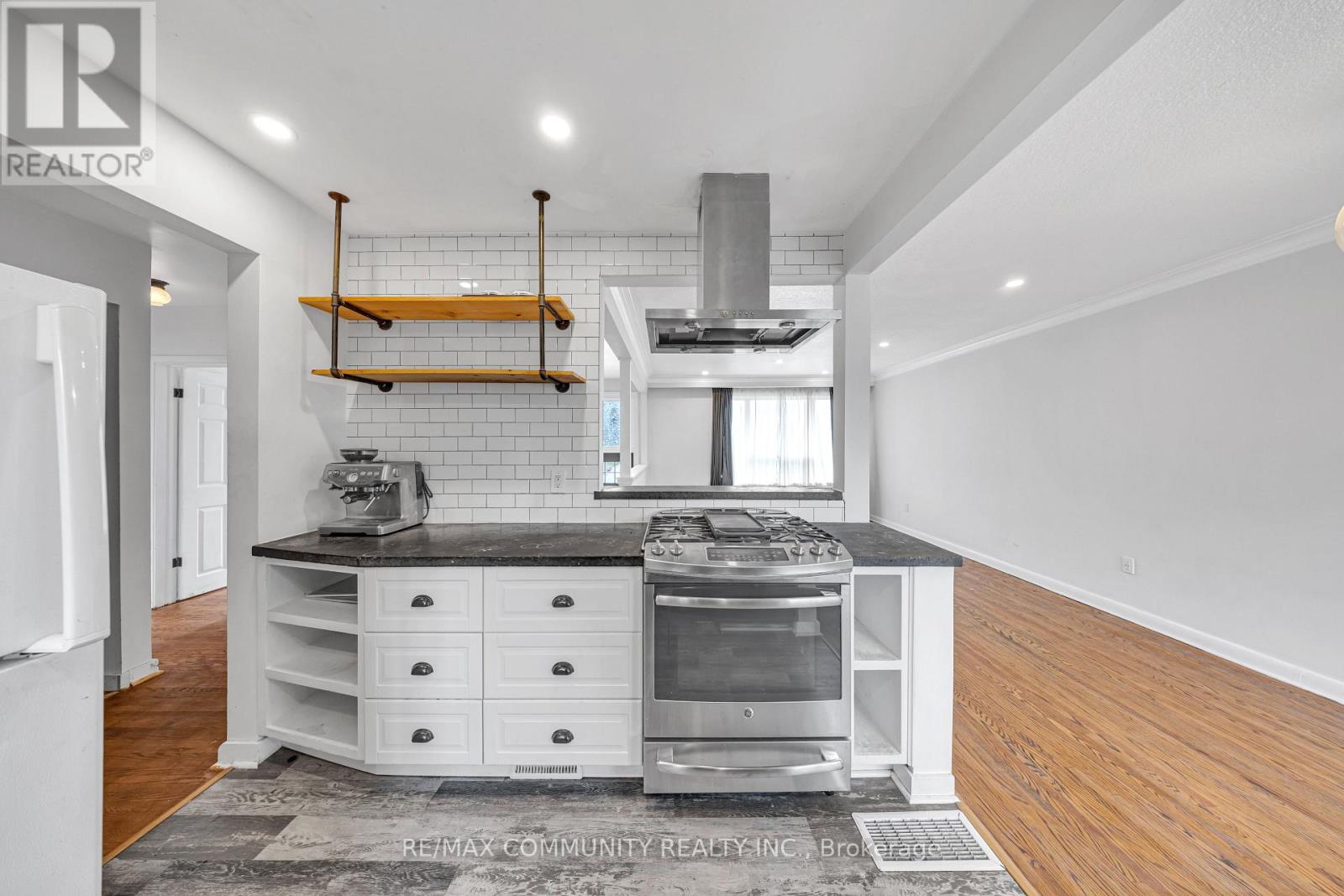 29 Greenock Avenue, Toronto, Ontario  M1G 2Z7 - Photo 6 - E12538250