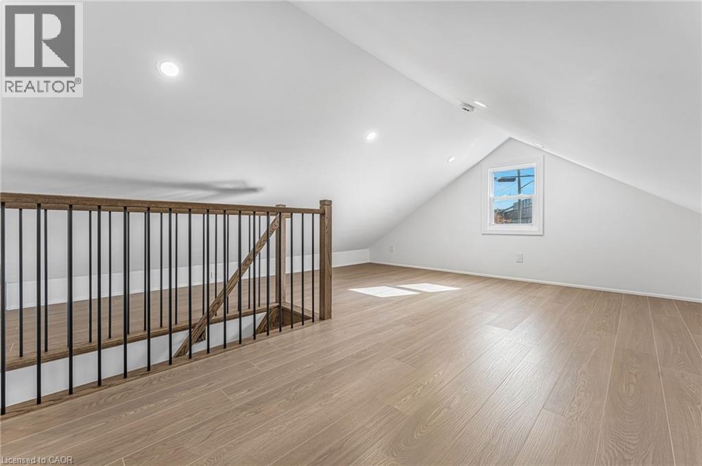 3 Ball Avenue E, St. Catharines, Ontario  L2T 1B4 - Photo 17 - 40781983