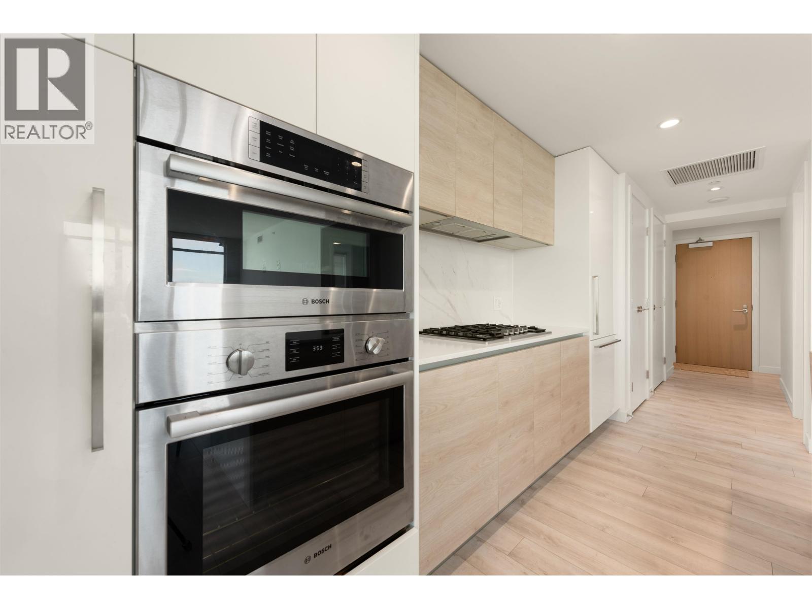 1808 2085 Skyline Court, Burnaby, British Columbia  V5C 0M6 - Photo 2 - R3066713