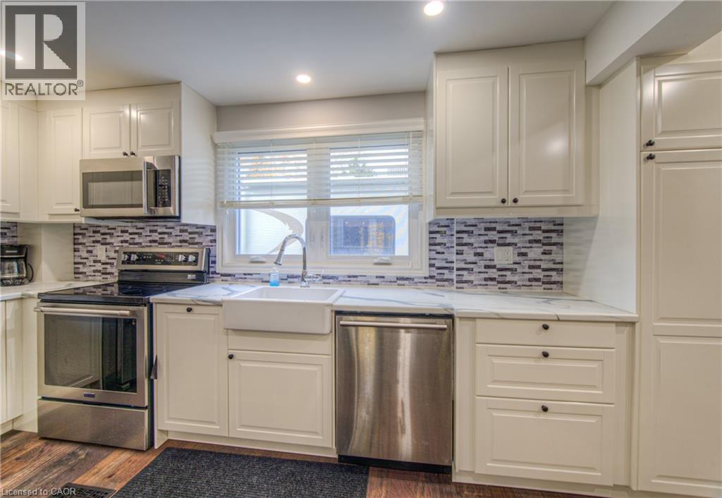 118 Glamis Road, Cambridge, Ontario  N1R 6S8 - Photo 10 - 40785098