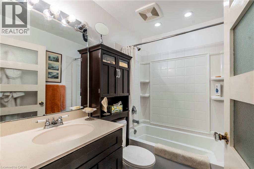 13 Mcmaster Avenue, Welland, Ontario  L3B 3S6 - Photo 33 - 40787457