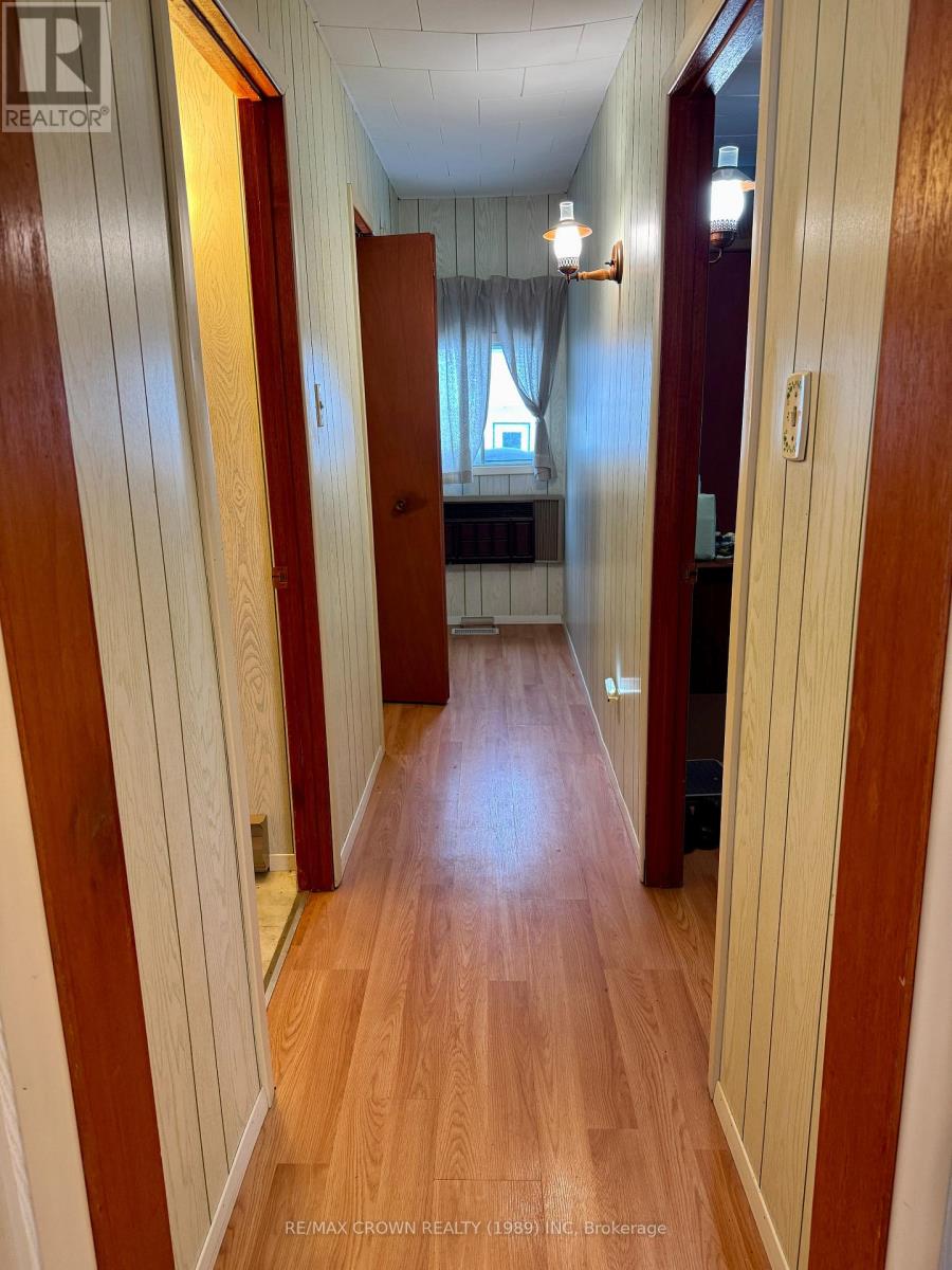 209 Ross Road, Smooth Rock Falls, Ontario  P0L 2B0 - Photo 11 - T12538558