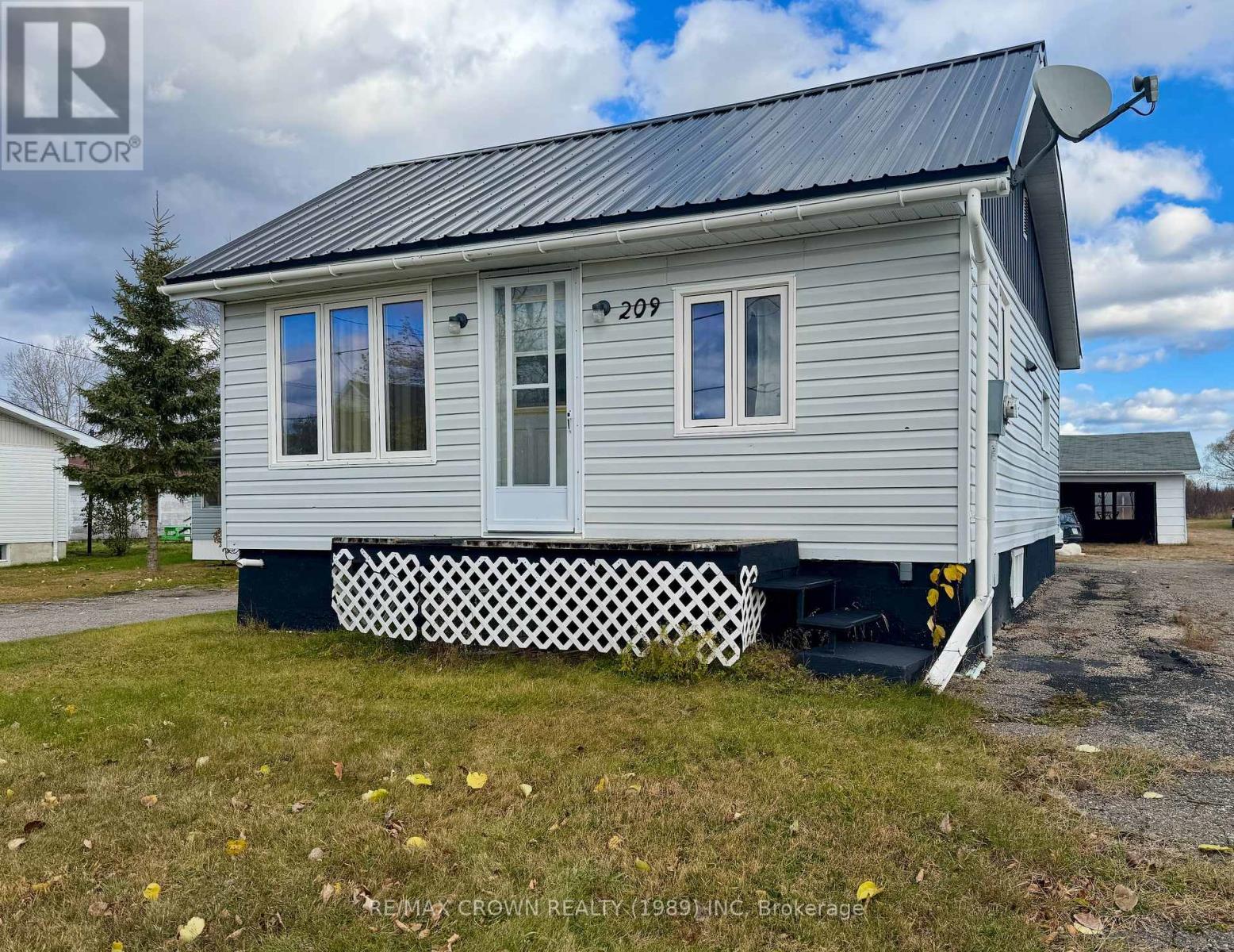 209 Ross Road, Smooth Rock Falls, Ontario  P0L 2B0 - Photo 27 - T12538558