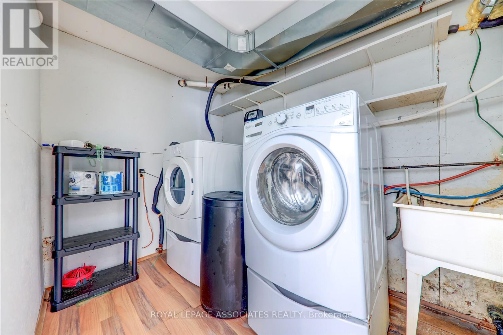 21654 Warden Avenue, East Gwillimbury, Ontario  L0G 1R0 - Photo 14 - N12538242