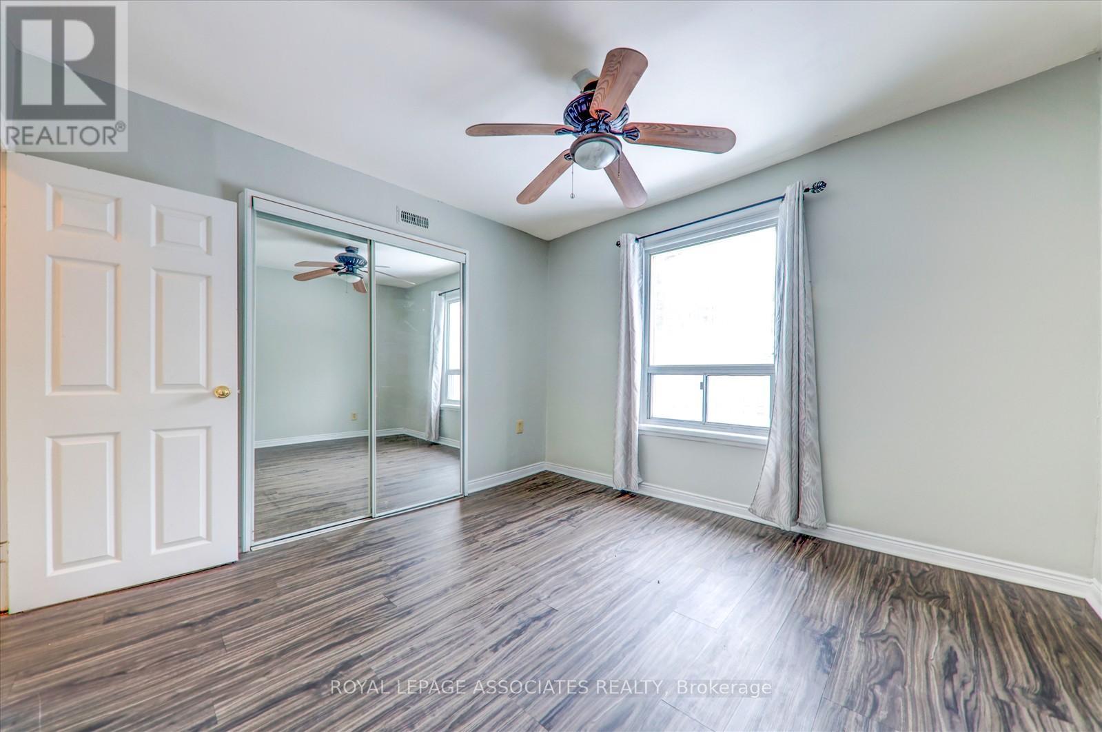 21654 Warden Avenue, East Gwillimbury, Ontario  L0G 1R0 - Photo 17 - N12538242