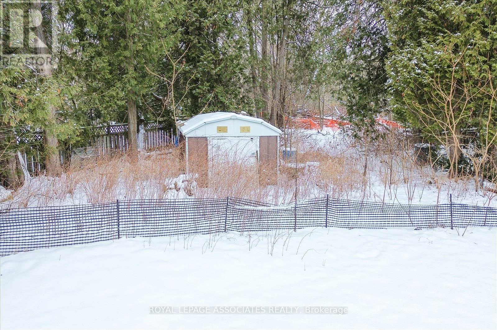 21654 Warden Avenue, East Gwillimbury, Ontario  L0G 1R0 - Photo 26 - N12538242