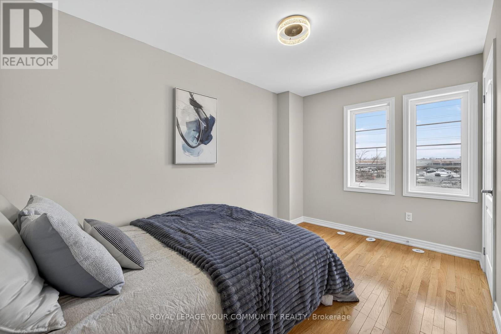 193 Zokol Drive, Aurora, Ontario  L4G 0B8 - Photo 14 - N12538246