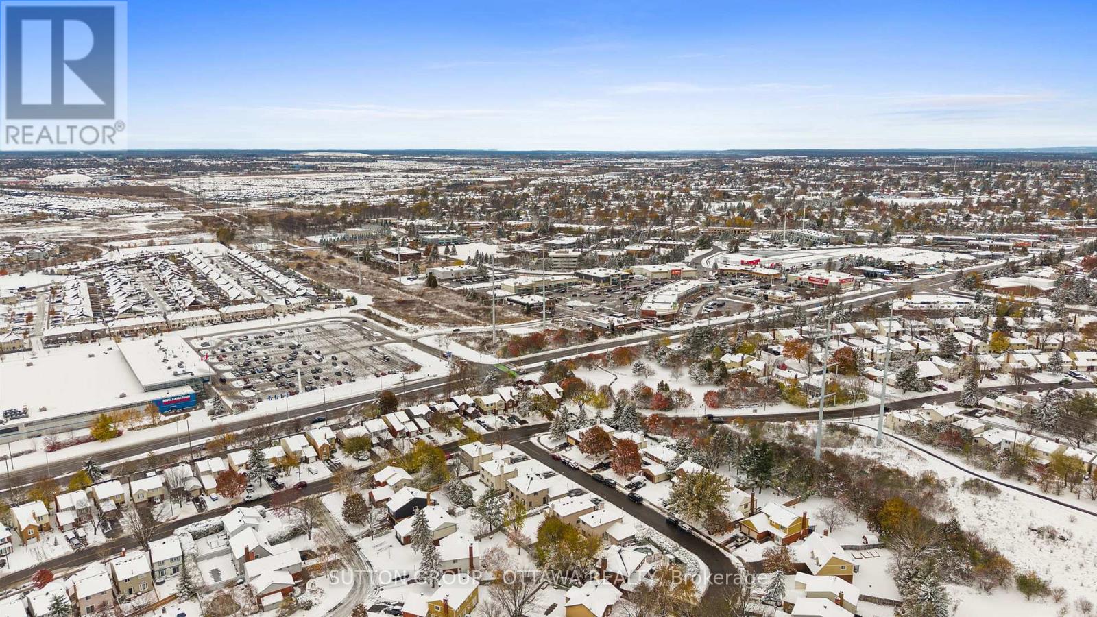 10 Foxleigh Crescent, Ottawa, Ontario  K2M 1B5 - Photo 18 - X12538334