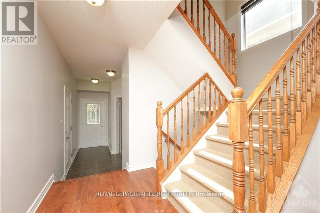 432 Temiskaming Crescent, Ottawa, Ontario  K2J 0V5 - Photo 11 - X12538386