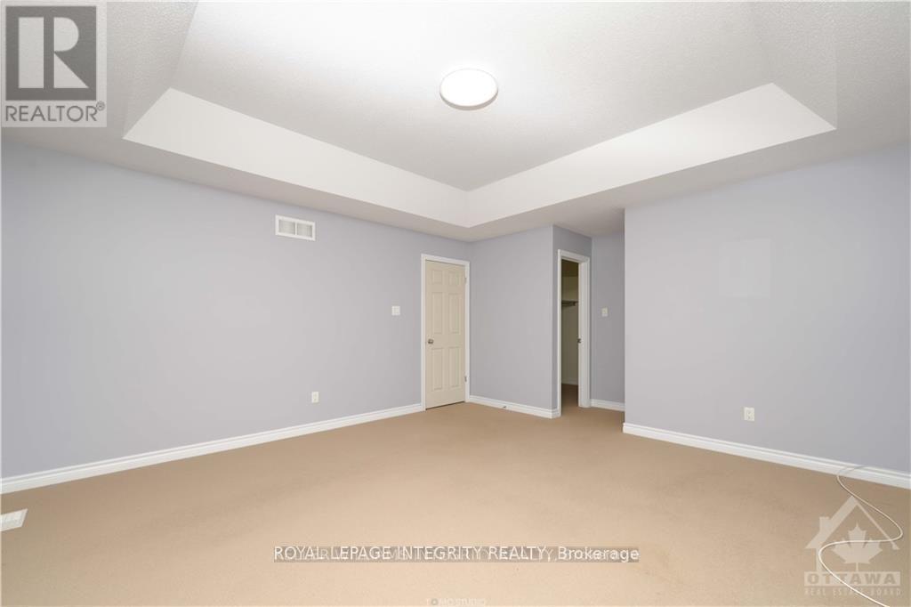 432 Temiskaming Crescent, Ottawa, Ontario  K2J 0V5 - Photo 14 - X12538386