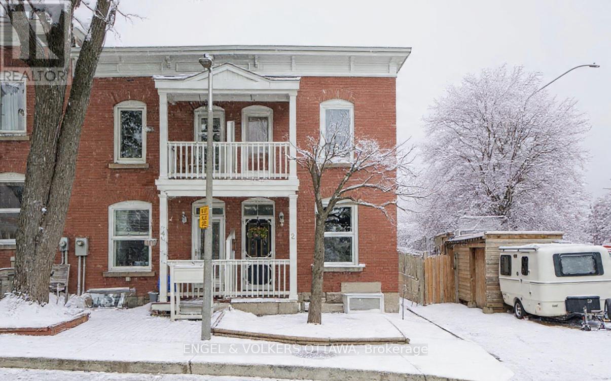 2 LOWER CHARLOTTE STREET, Ottawa, Ontario