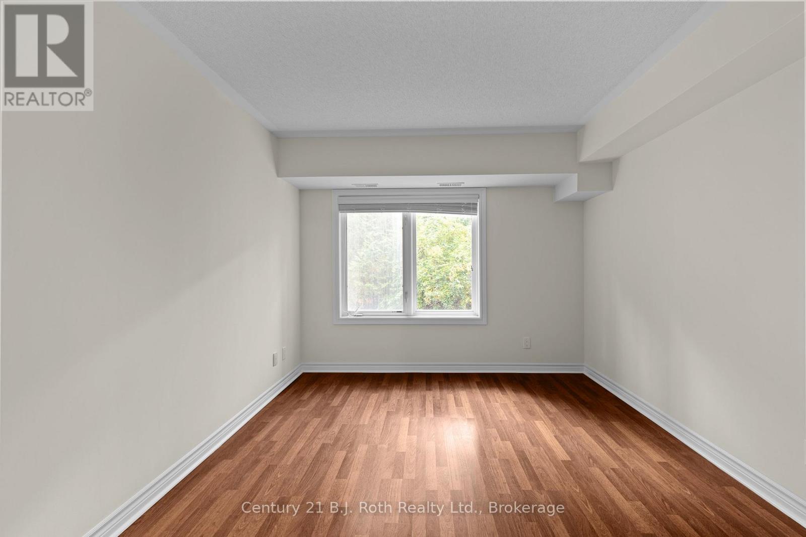 104 - 4 Brandy Lane Drive, Collingwood, Ontario  L9Y 0X4 - Photo 13 - S12455870