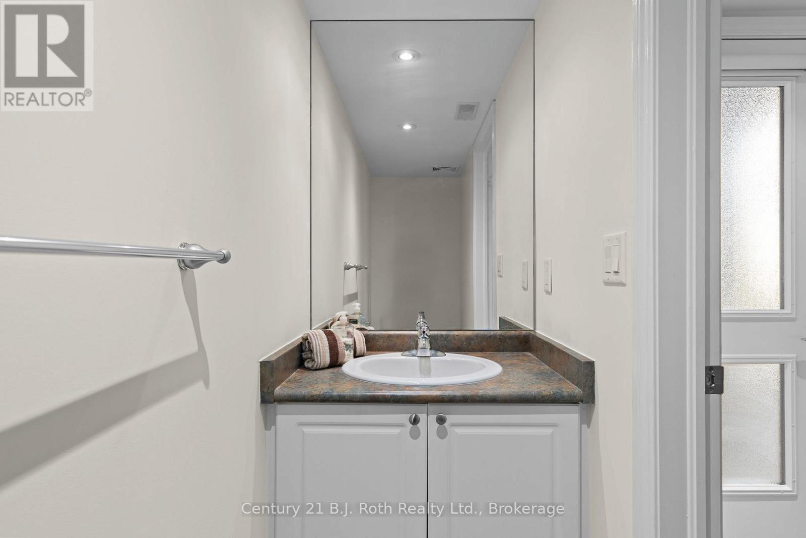 104 - 4 Brandy Lane Drive, Collingwood, Ontario  L9Y 0X4 - Photo 26 - S12455870