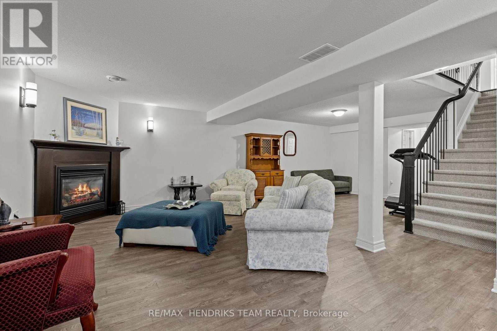 19 - 9440 Eagle Ridge Drive, Niagara Falls, Ontario  L2H 0G3 - Photo 22 - X12538436