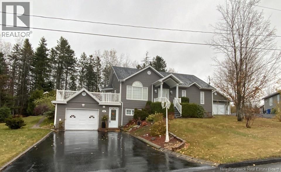 28 des Trembles Street, Edmundston, New Brunswick