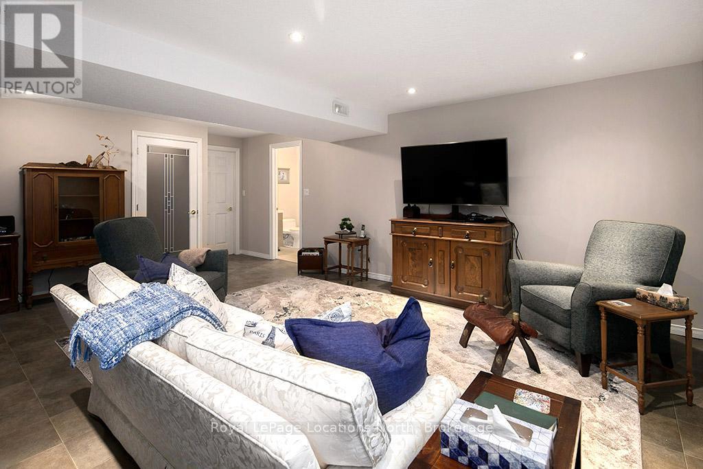 12 Georgian Meadows Drive, Collingwood, Ontario  L9Y 5G9 - Photo 35 - S12538310