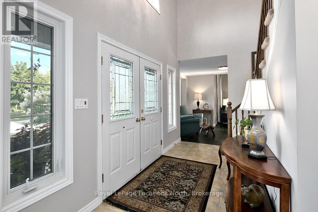 12 Georgian Meadows Drive, Collingwood, Ontario  L9Y 5G9 - Photo 5 - S12538310