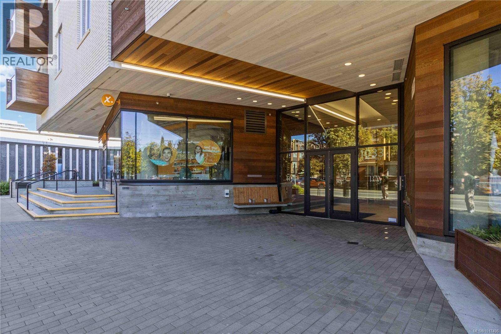 409 1033 Cook St, Victoria, British Columbia  V8V 0E1 - Photo 4 - 1017496